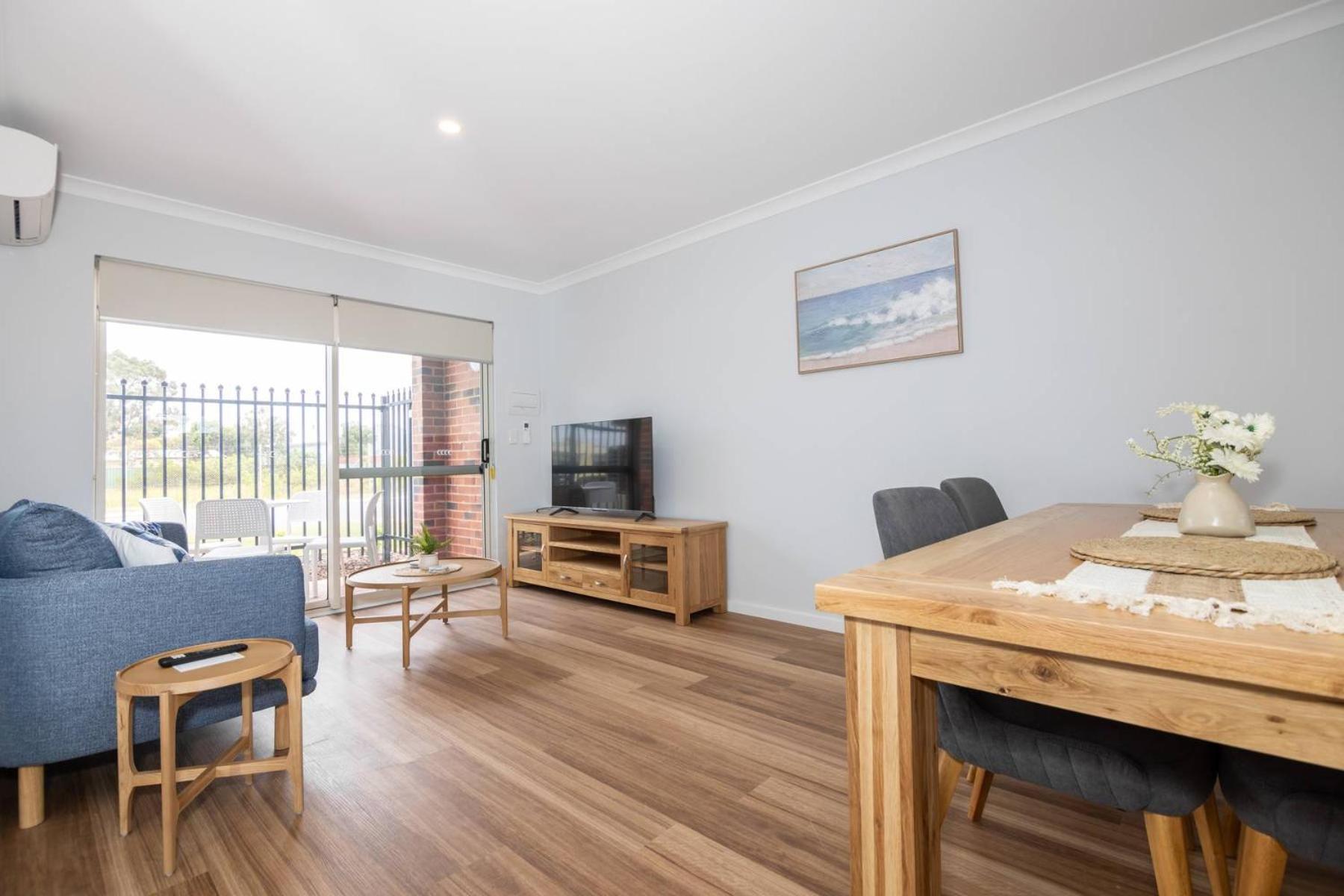 Jurien Bay Motel Apartments Exterior photo