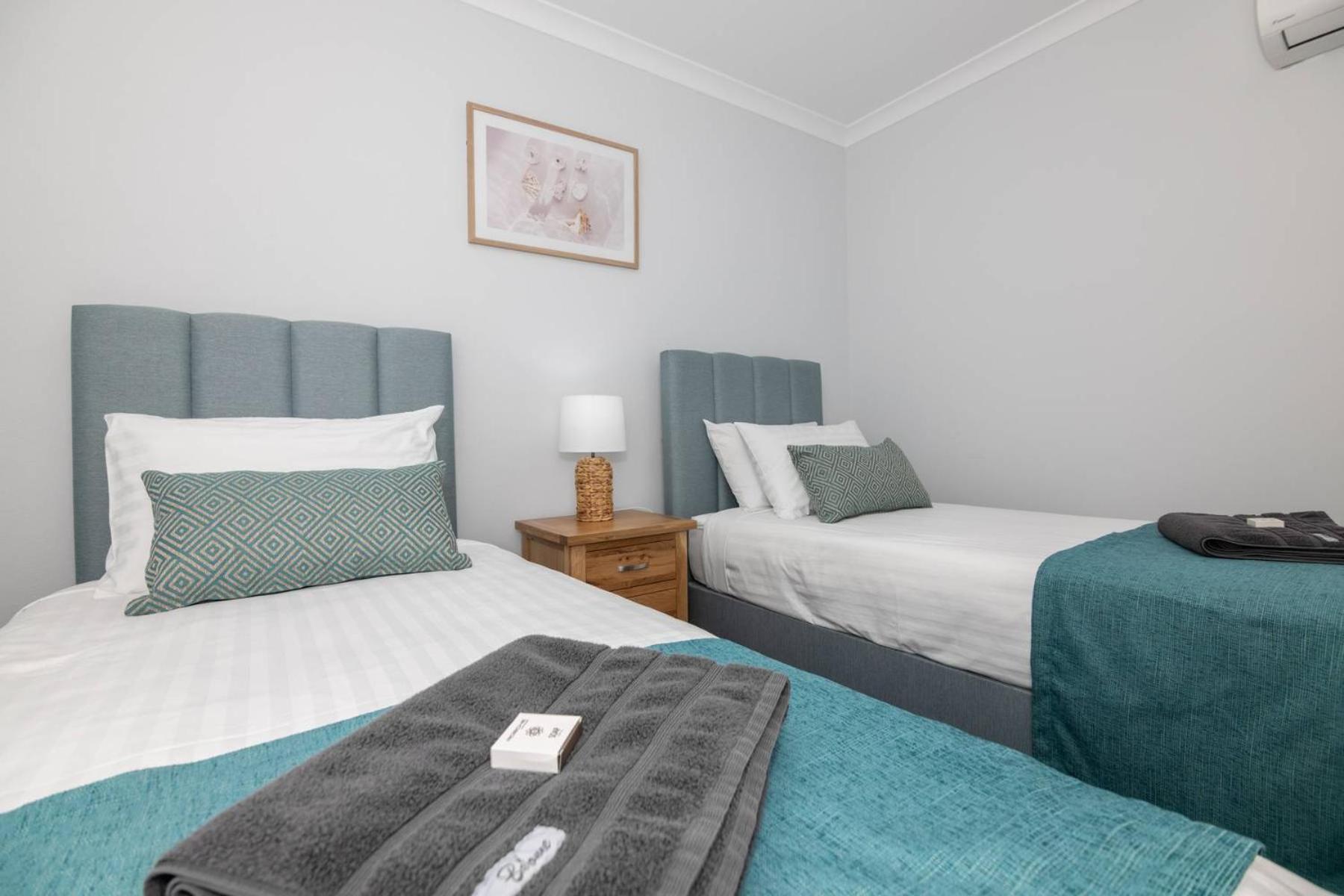 Jurien Bay Motel Apartments Exterior photo