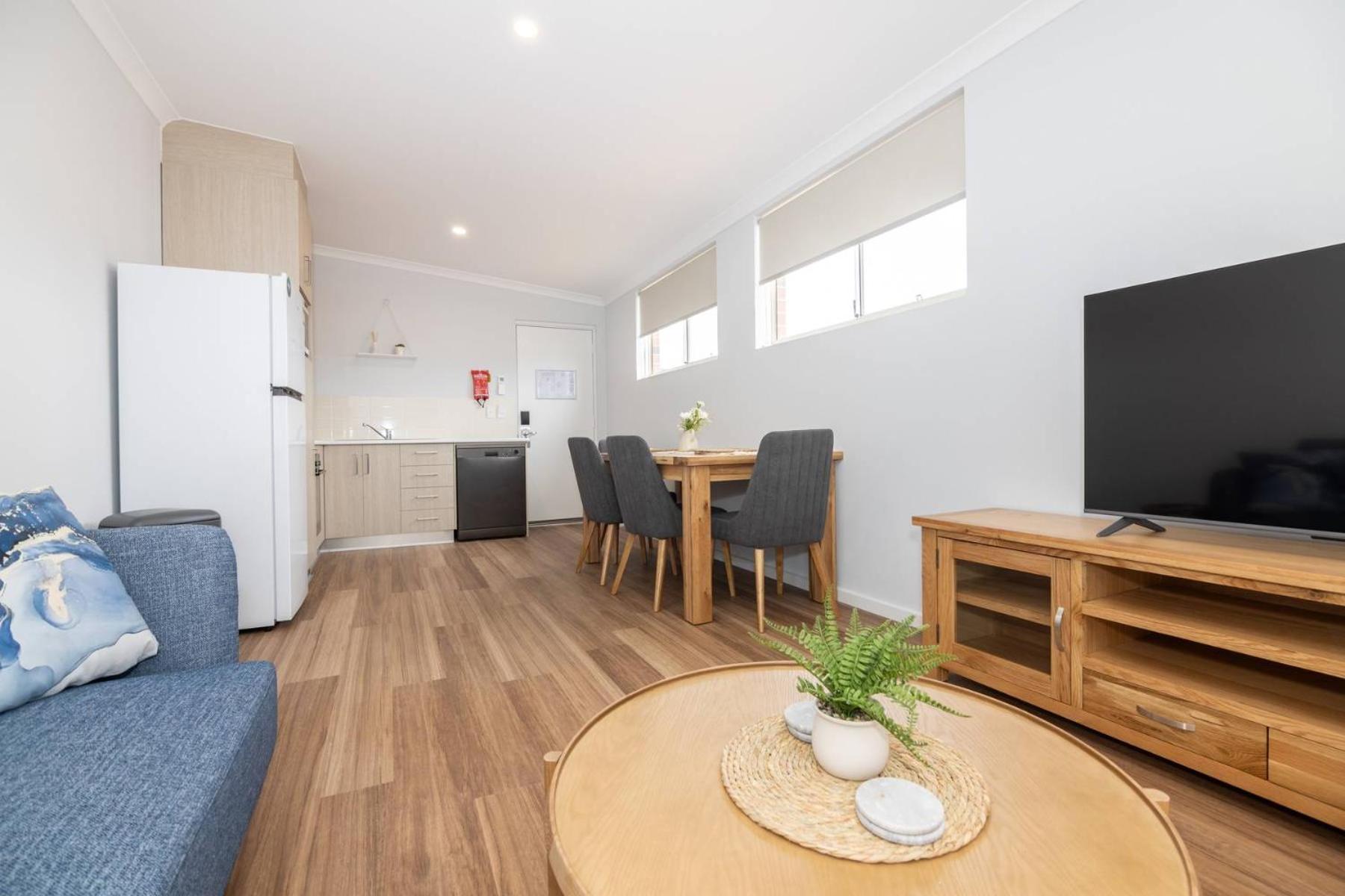 Jurien Bay Motel Apartments Exterior photo