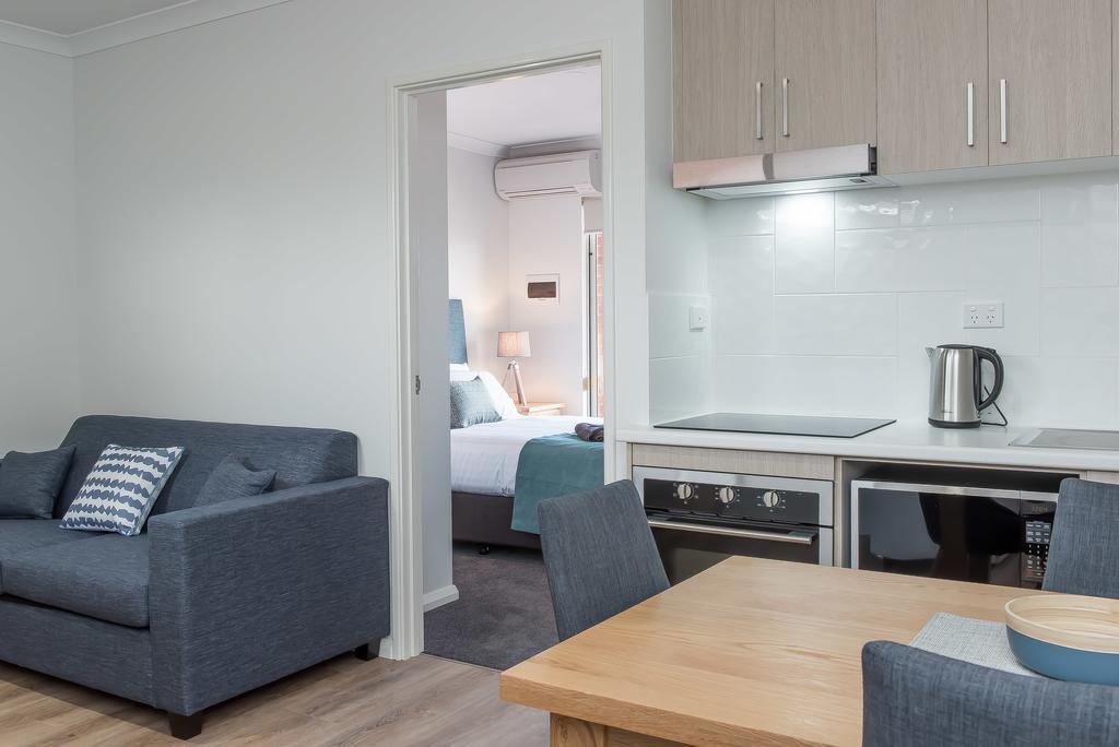 Jurien Bay Motel Apartments Exterior photo